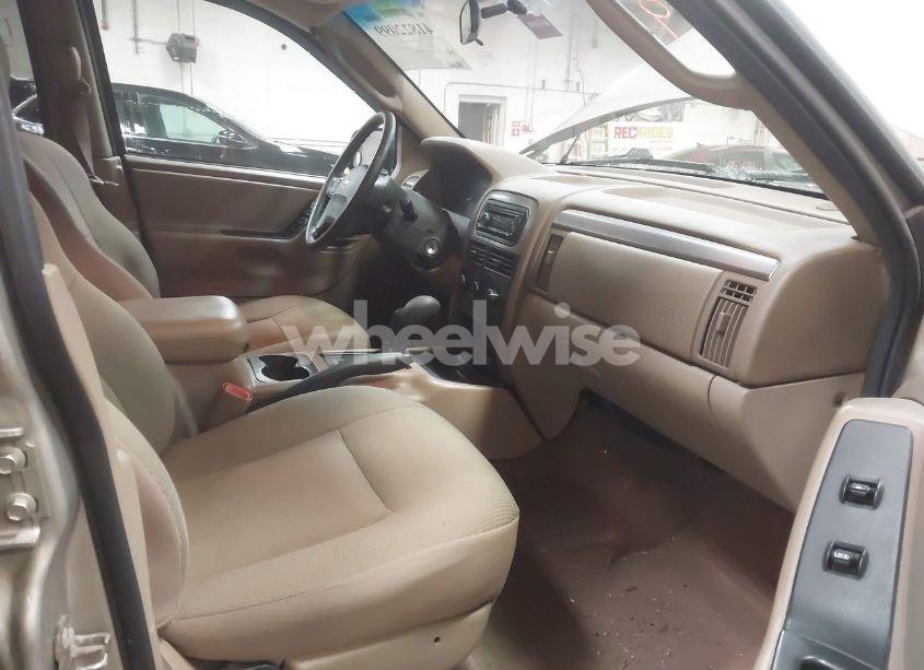 Photo 5 of 2004 Jeep Grand CHEROKEE LAREDO (VIN 1J4GW48S44C321869)