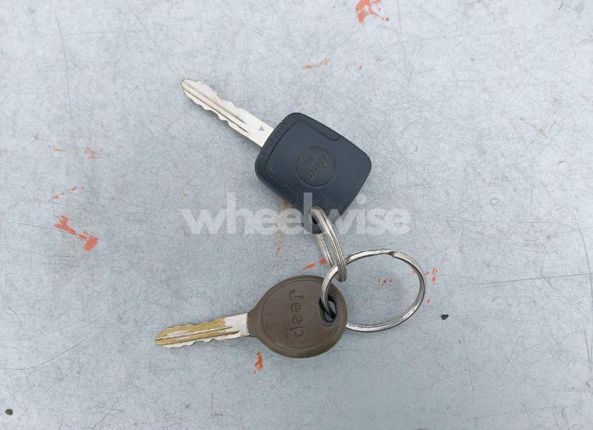 Photo 11 of 2004 Jeep Grand CHEROKEE LAREDO (VIN 1J4GW48S44C346190)