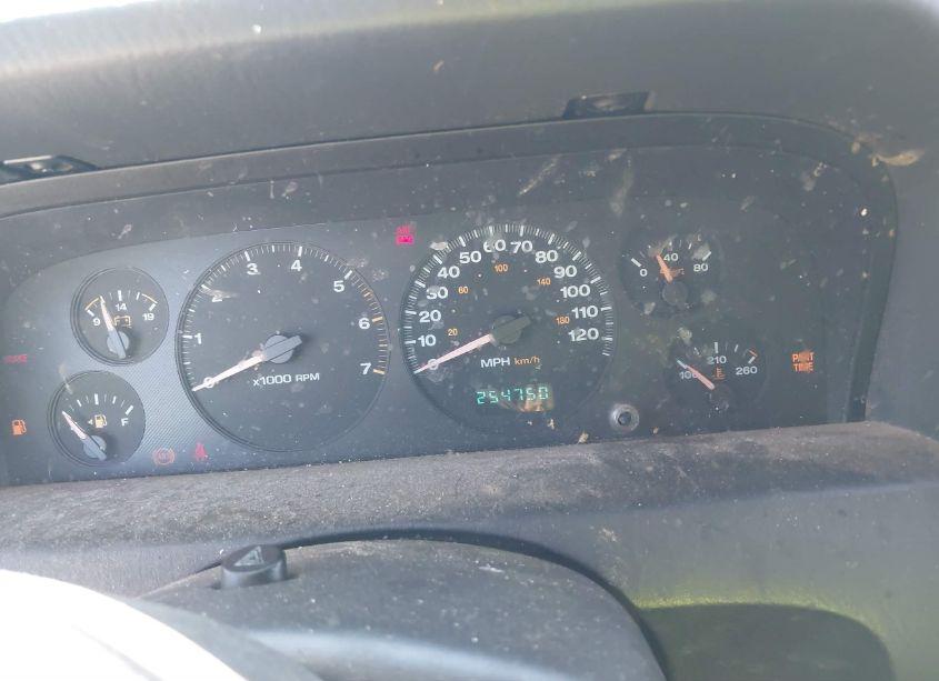 Photo 7 of 2002 Jeep Grand CHEROKEE LAREDO (VIN 1J4GW48S52C125727)