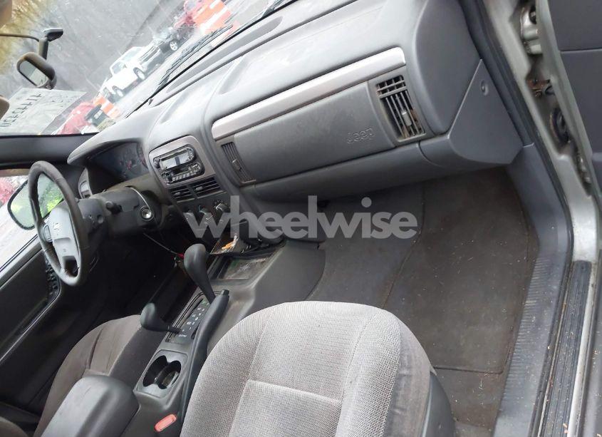 Photo 5 of 2001 Jeep Grand CHEROKEE LAREDO (VIN 1J4GW48S61C601028)