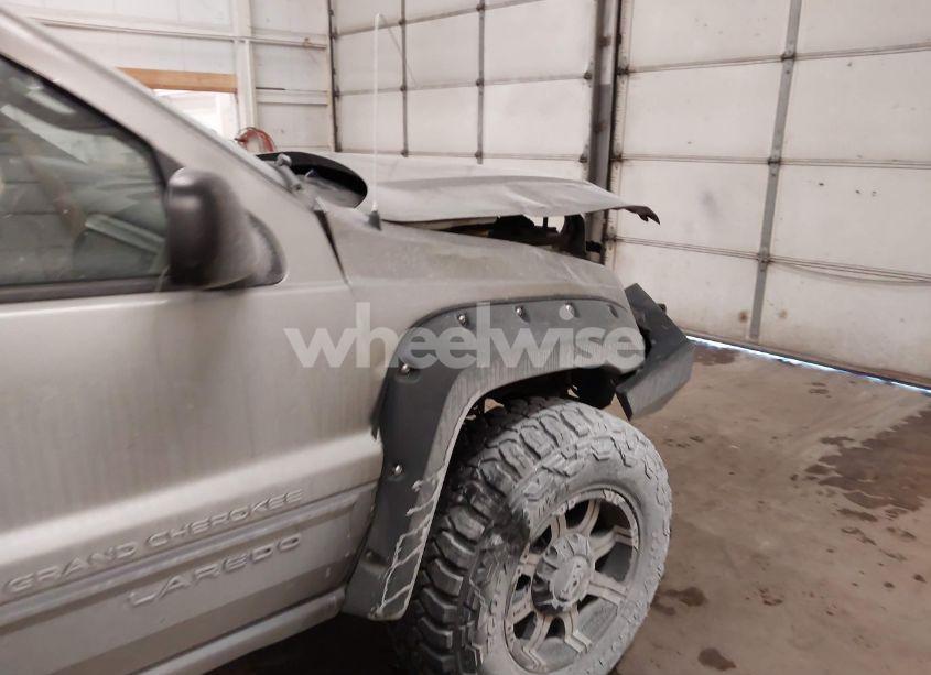 Photo 6 of 2004 Jeep Grand CHEROKEE LAREDO (VIN 1J4GW48S64C294903)