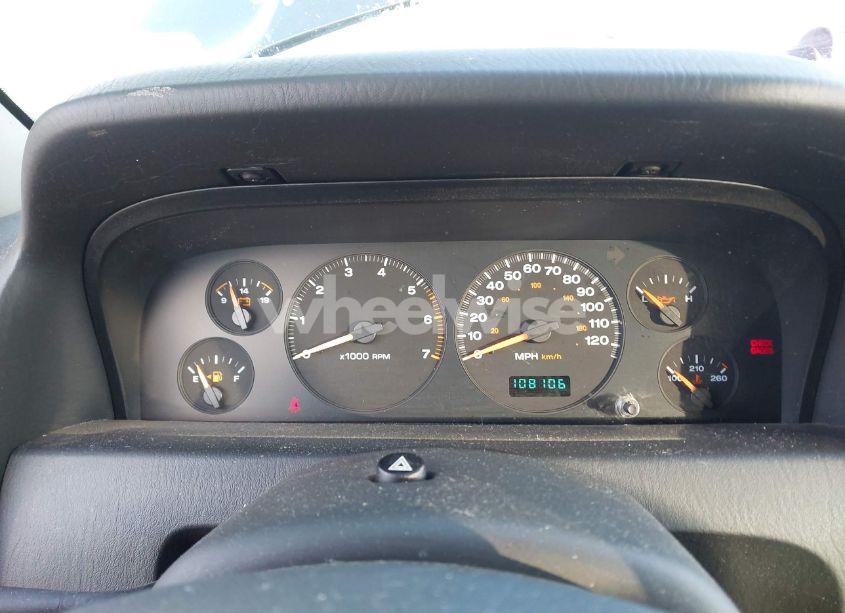 Photo 7 of 2004 Jeep Grand CHEROKEE LAREDO (VIN 1J4GW48S64C326765)