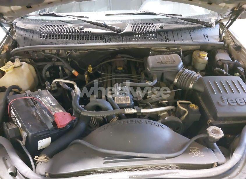 Photo 10 of 2001 Jeep Grand CHEROKEE LAREDO (VIN 1J4GW48S71C622535)