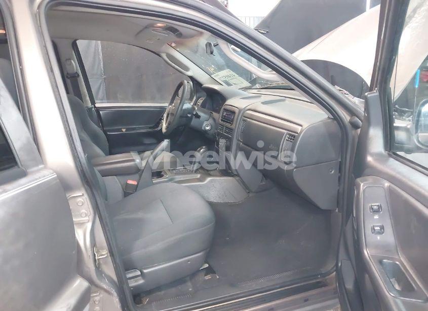 Photo 5 of 2002 Jeep Grand CHEROKEE LAREDO (VIN 1J4GW48S72C104829)