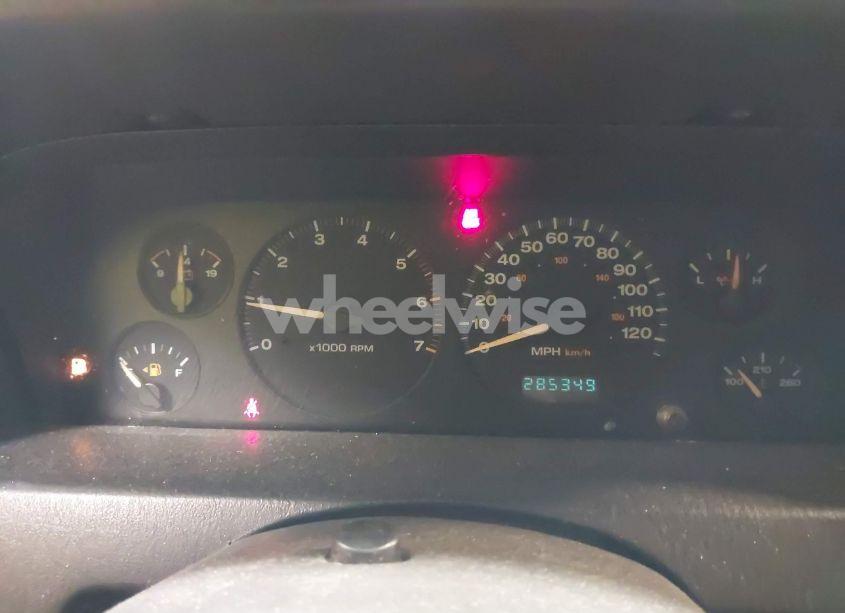 Photo 7 of 2004 Jeep Grand CHEROKEE LAREDO (VIN 1J4GW48S74C352498)