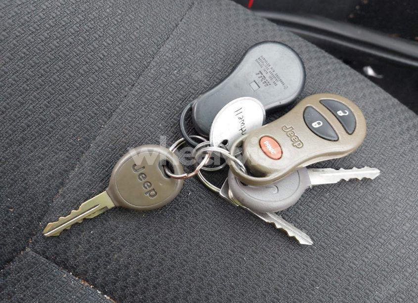 Photo 11 of 2004 Jeep Grand CHEROKEE LAREDO (VIN 1J4GW48S74C389289)