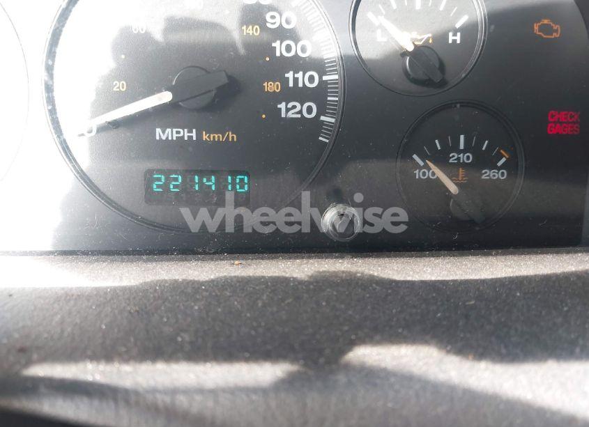 Photo 7 of 2002 Jeep Grand CHEROKEE LAREDO (VIN 1J4GW48S92C251590)
