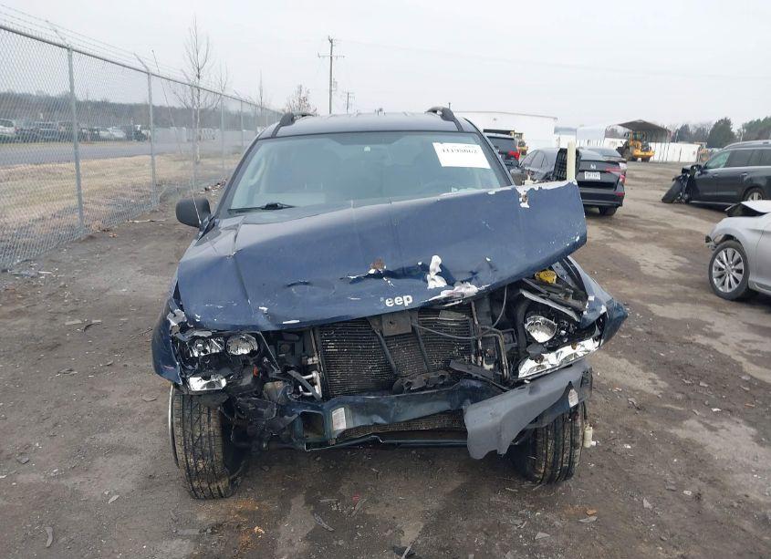 Photo 11 of 2004 Jeep Grand CHEROKEE LAREDO (VIN 1J4GW48S94C191541)