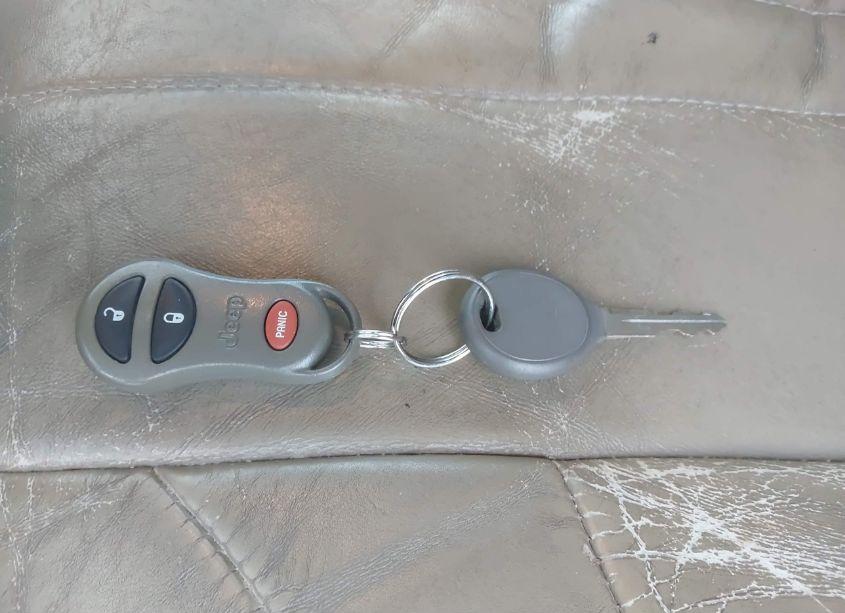 Photo 11 of 2004 Jeep Grand CHEROKEE LAREDO (VIN 1J4GW48S94C391612)