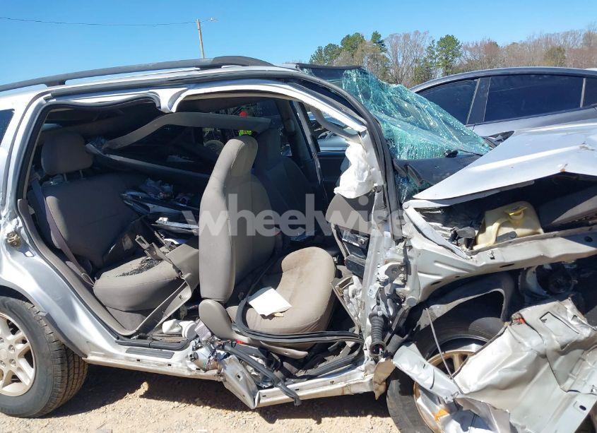 Photo 13 of 2004 Jeep Grand CHEROKEE LAREDO (VIN 1J4GW48S94C395238)