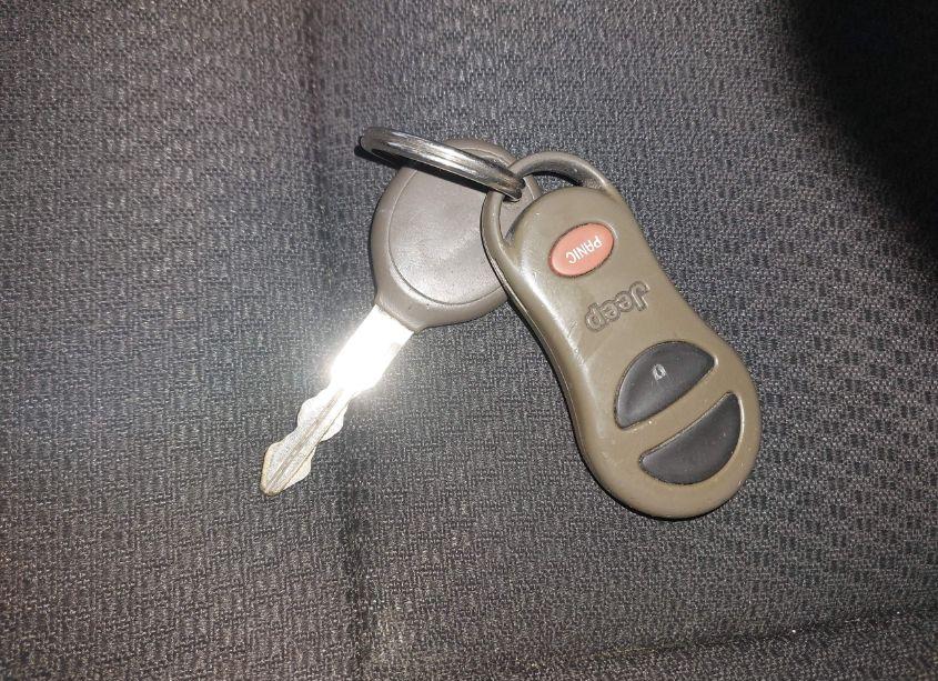 Photo 11 of 2002 Jeep Grand CHEROKEE LAREDO (VIN 1J4GW48SX2C111337)