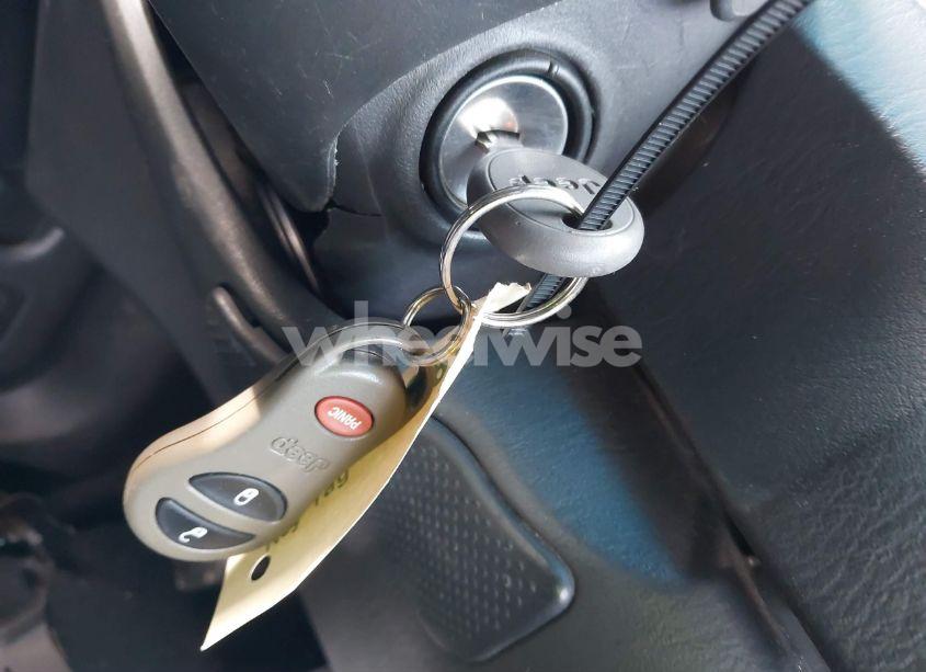 Photo 11 of 2004 Jeep Grand CHEROKEE LAREDO (VIN 1J4GW48SX4C273603)