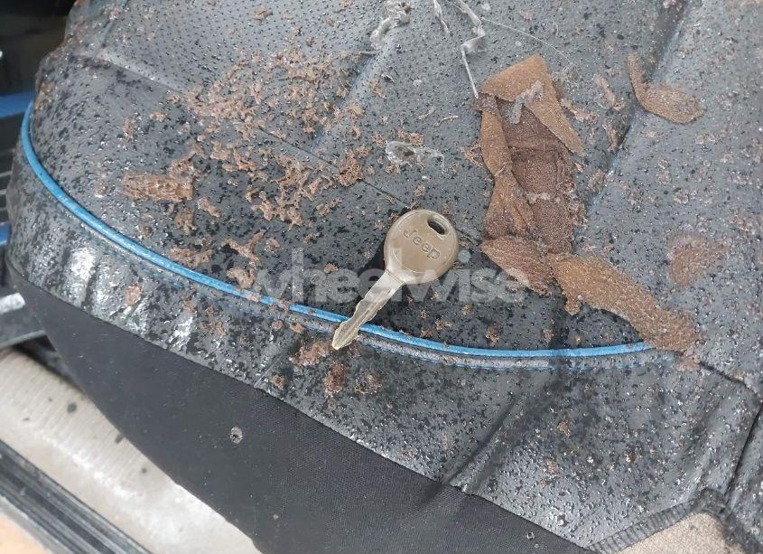 Photo 11 of 1999 Jeep Grand CHEROKEE LAREDO (VIN 1J4GW58N3XC760274)