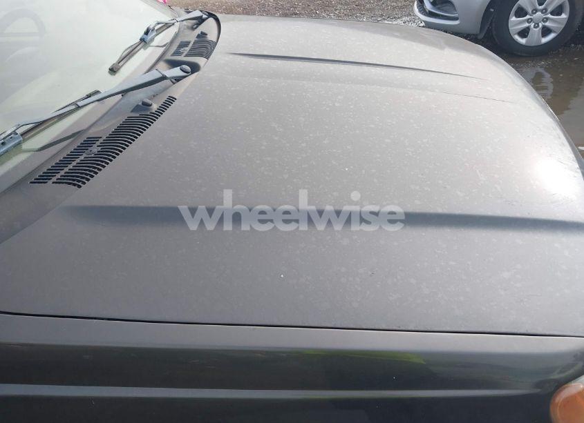 Photo 12 of 2004 Jeep Grand CHEROKEE LAREDO (VIN 1J4GX48N74C385749)