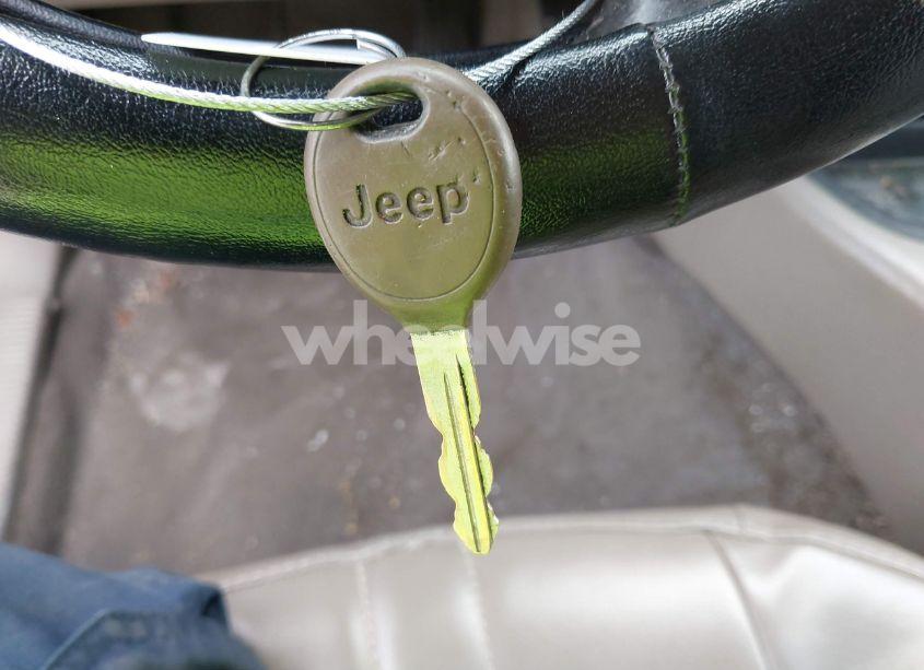 Photo 11 of 2004 Jeep Grand CHEROKEE LAREDO (VIN 1J4GX48N74C412982)