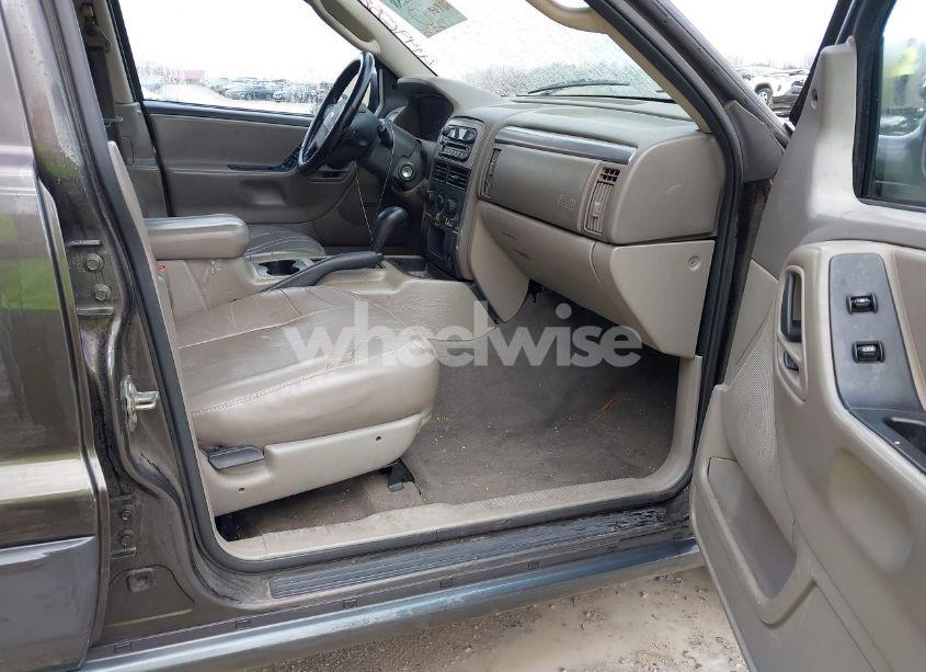 Photo 5 of 2004 Jeep Grand CHEROKEE LAREDO (VIN 1J4GX48N74C412982)