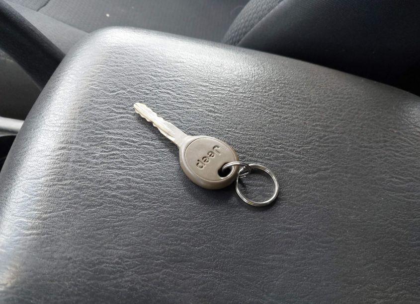 Photo 11 of 2002 Jeep Grand CHEROKEE LAREDO (VIN 1J4GX48S12C330149)