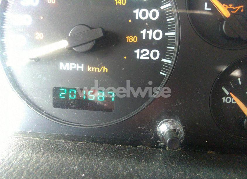 Photo 16 of 2004 Jeep Grand CHEROKEE LAREDO (VIN 1J4GX48S14C320501)