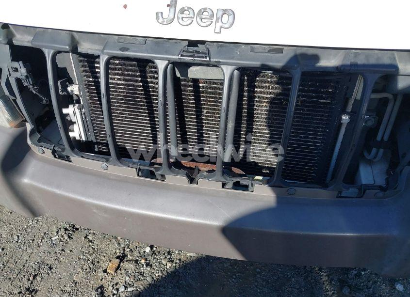 Photo 12 of 2004 Jeep Grand CHEROKEE LAREDO (VIN 1J4GX48S14C401661)