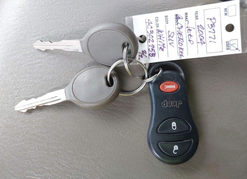 Photo 11 of 2004 Jeep Grand CHEROKEE LAREDO (VIN 1J4GX48S34C302758)