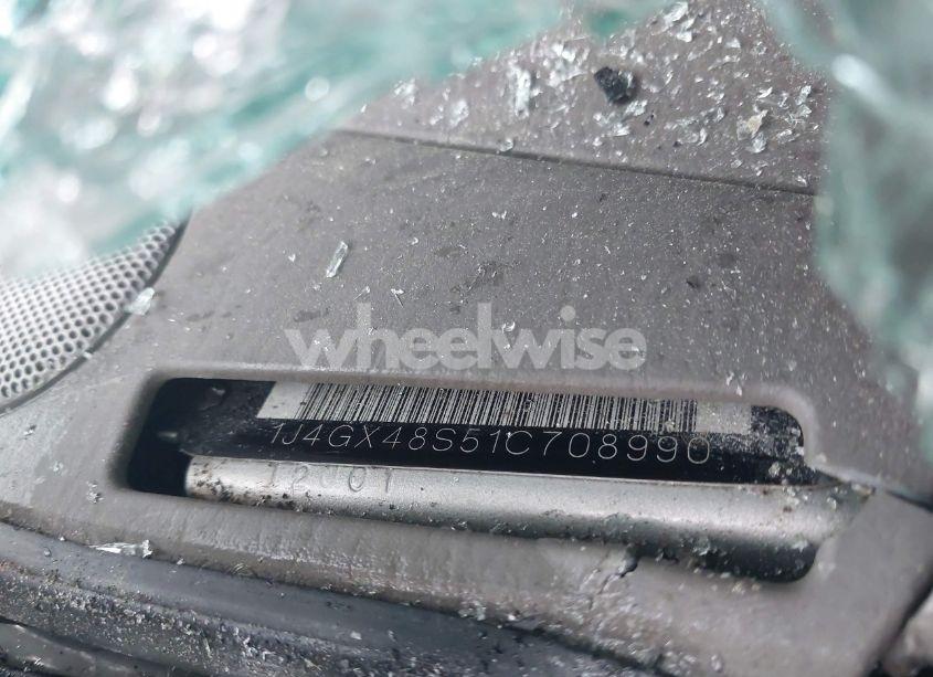 Photo 9 of 2001 Jeep Grand CHEROKEE LAREDO (VIN 1J4GX48S51C708990)