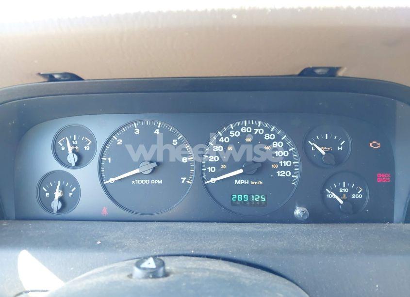 Photo 7 of 2002 Jeep Grand CHEROKEE LAREDO (VIN 1J4GX48S62C291946)