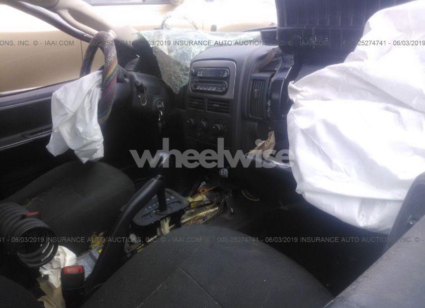 Photo 5 of 2003 Jeep Grand CHEROKEE LAREDO (VIN 1J4GX48S63C536973)