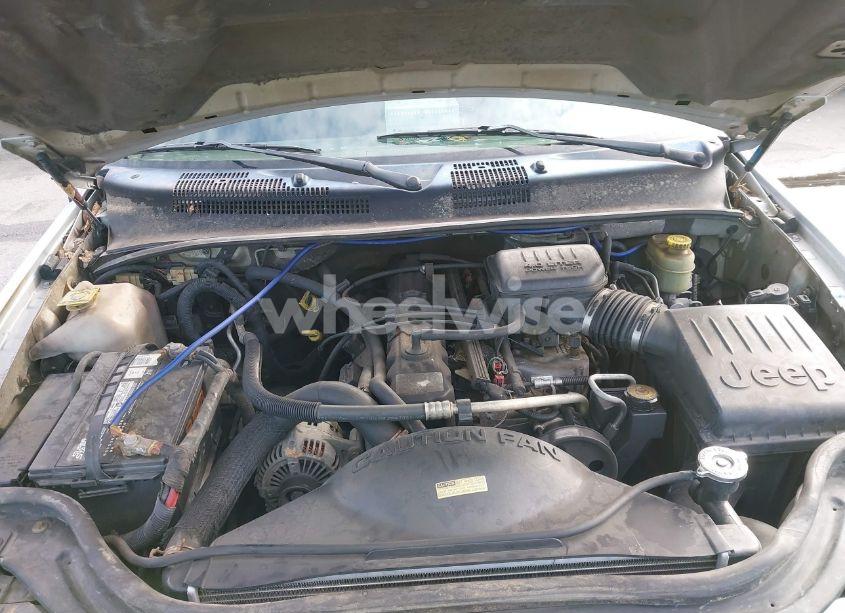 Photo 10 of 2004 Jeep Grand CHEROKEE LAREDO (VIN 1J4GX48S64C318498)