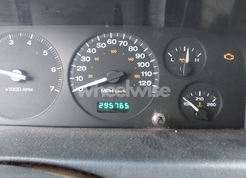 Photo 7 of 2004 Jeep Grand CHEROKEE LAREDO (VIN 1J4GX48S64C318498)