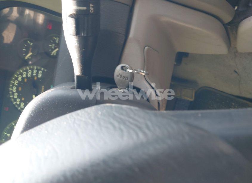 Photo 11 of 2004 Jeep Grand CHEROKEE LAREDO (VIN 1J4GX48S74C165095)