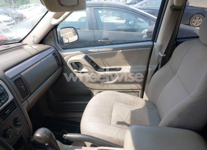 Photo 5 of 2004 Jeep Grand CHEROKEE LAREDO (VIN 1J4GX48S74C165095)