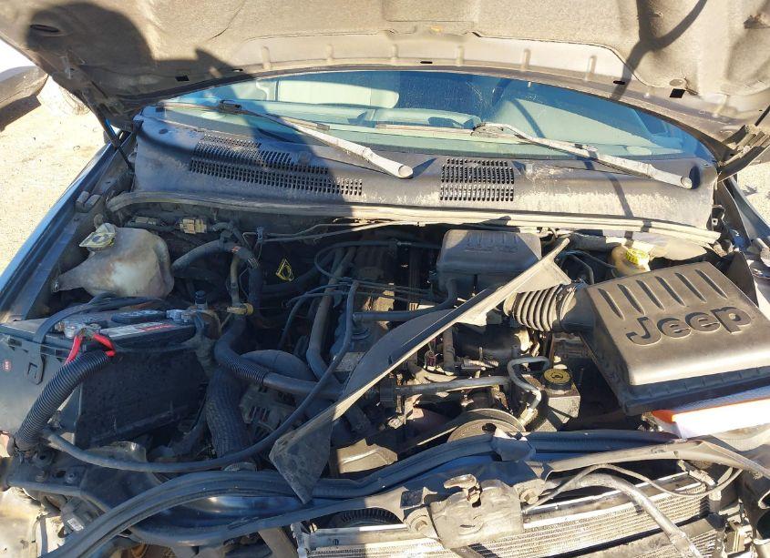 Photo 10 of 2004 Jeep Grand CHEROKEE LAREDO (VIN 1J4GX48S74C320731)