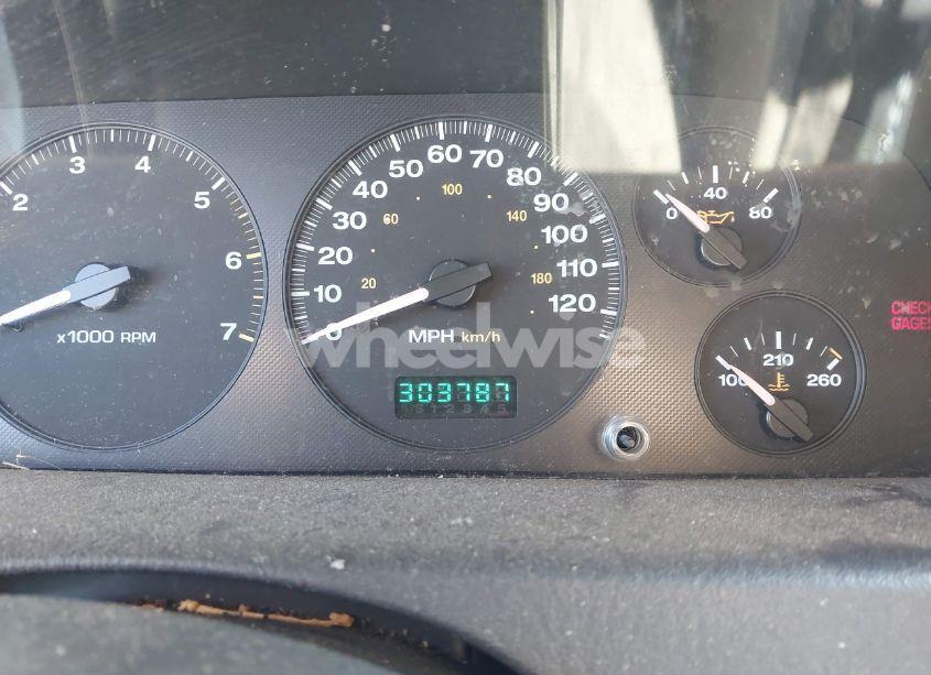 Photo 7 of 2002 Jeep Grand CHEROKEE LAREDO (VIN 1J4GX48S82C103296)