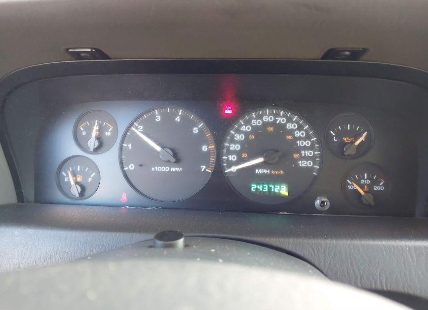 Photo 6 of 2002 Jeep Grand CHEROKEE LAREDO (VIN 1J4GX48S82C227164)