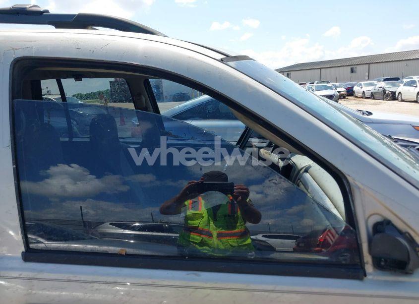 Photo 6 of 2004 Jeep Grand CHEROKEE LAREDO (VIN 1J4GX48S84C163372)