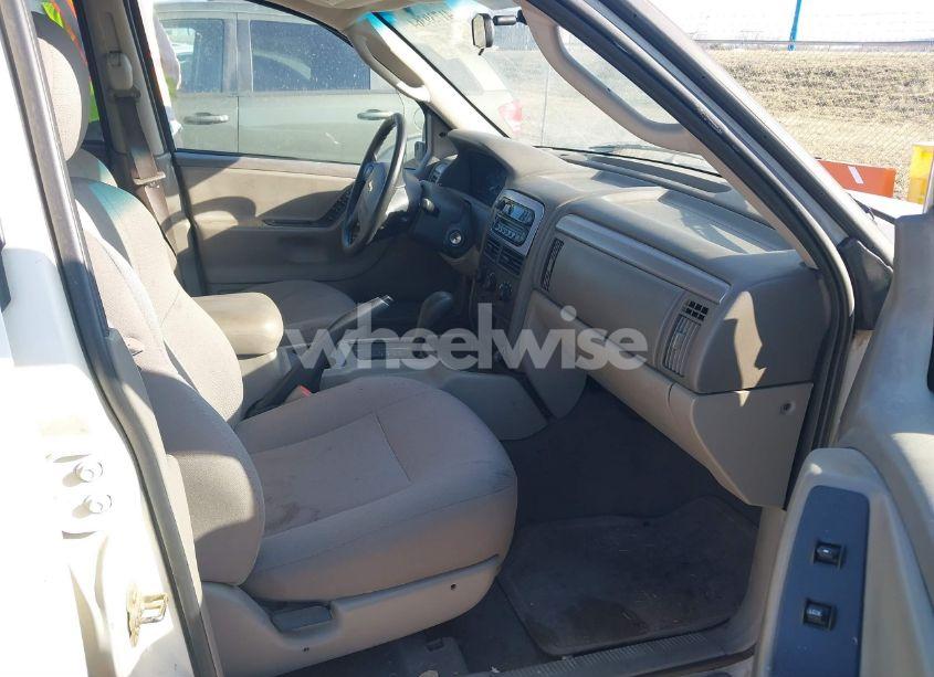 Photo 5 of 2004 Jeep Grand CHEROKEE LAREDO (VIN 1J4GX48S84C206933)