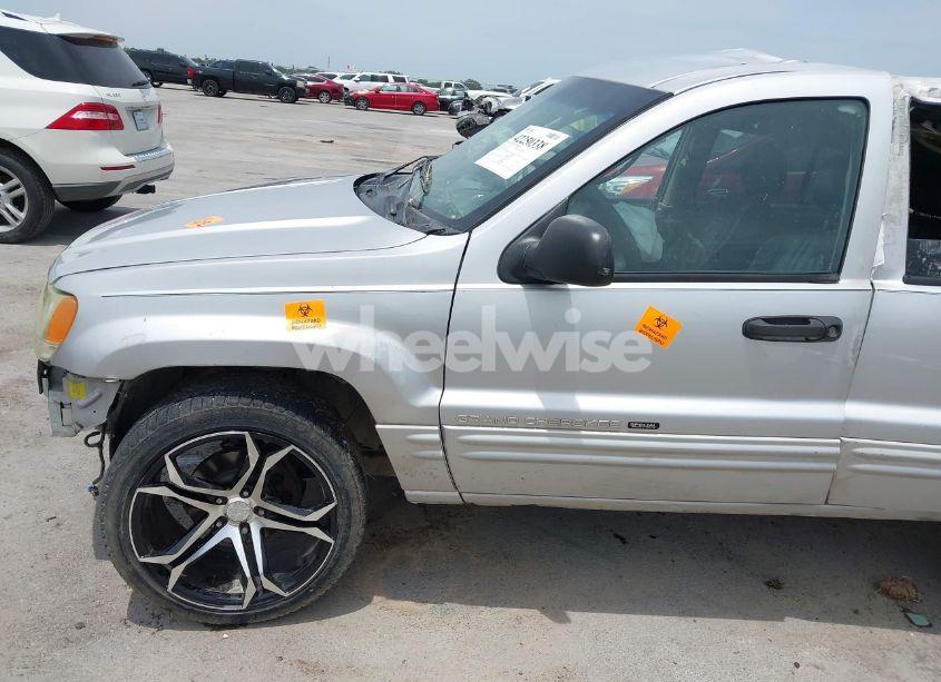 Photo 17 of 2002 Jeep Grand CHEROKEE LAREDO (VIN 1J4GX48S92C311834)