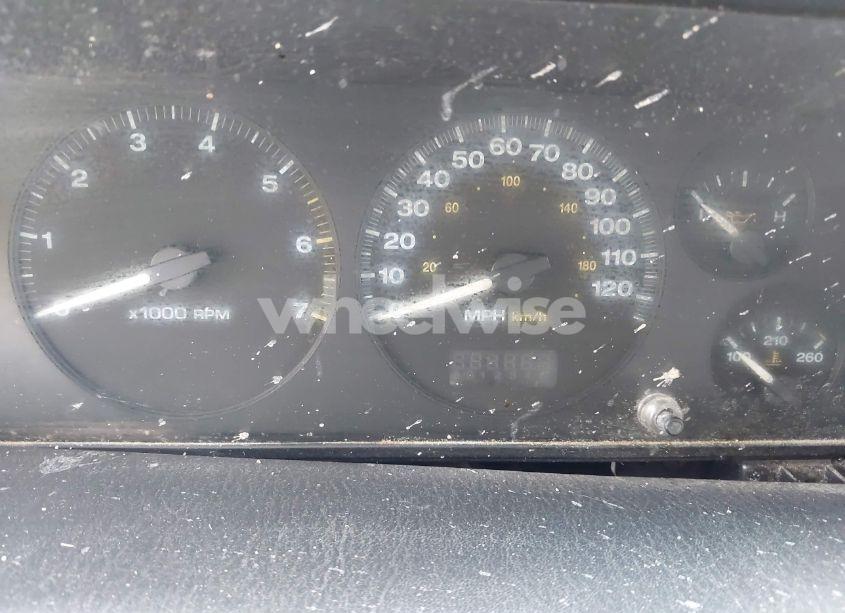 Photo 7 of 2002 Jeep Grand CHEROKEE LAREDO (VIN 1J4GX48S92C311834)