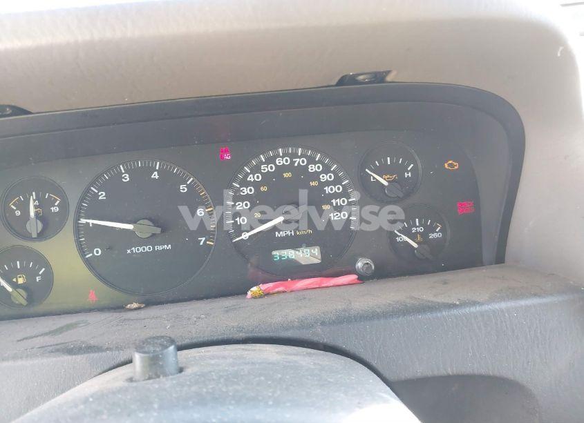 Photo 7 of 2004 Jeep Grand CHEROKEE LAREDO (VIN 1J4GX48SX4C214015)