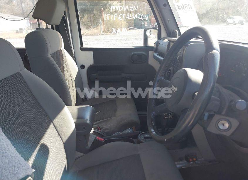 Photo 5 of 2009 Jeep Wrangler UNLIMITED X RHD (VIN 1J4GZ39109L729171)