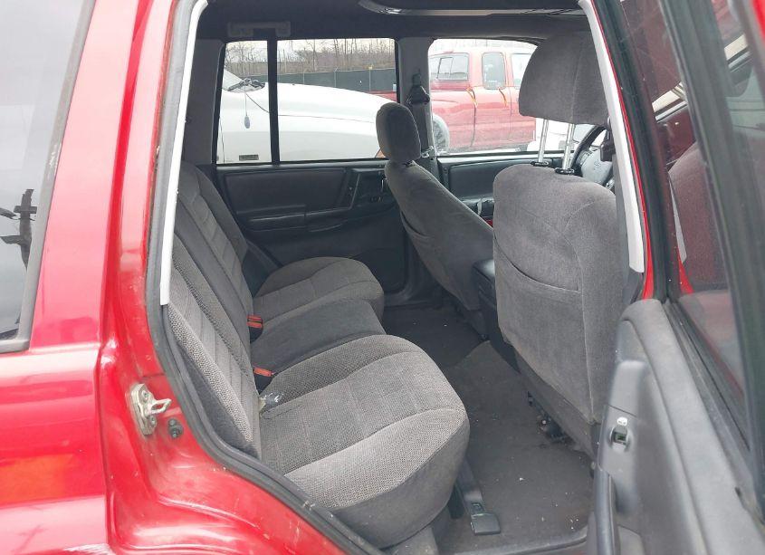 Photo 8 of 1998 Jeep Grand CHEROKEE LAREDO (VIN 1J4GZ48S2WC305843)