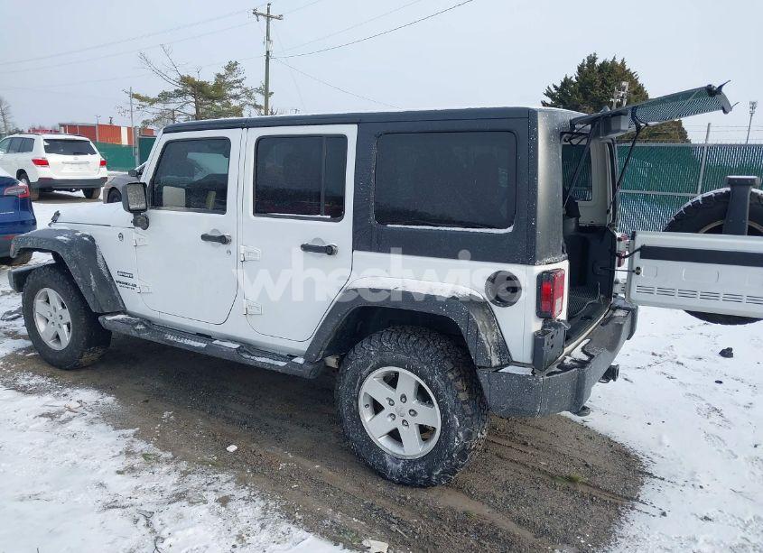 Photo 3 of 2011 Jeep Wrangler UNLIMITED SPORT (VIN 1J4HA3H12BL624229)