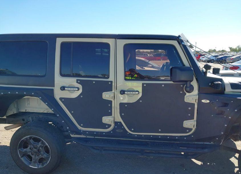 Photo 13 of 2011 Jeep Wrangler UNLIMITED SPORT (VIN 1J4HA3H14BL551414)