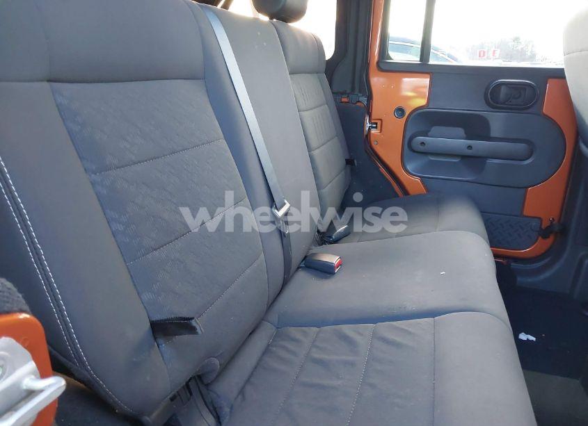 Photo 8 of 2010 Jeep Wrangler UNLIMITED MOUNTAIN (VIN 1J4HA3H15AL192329)