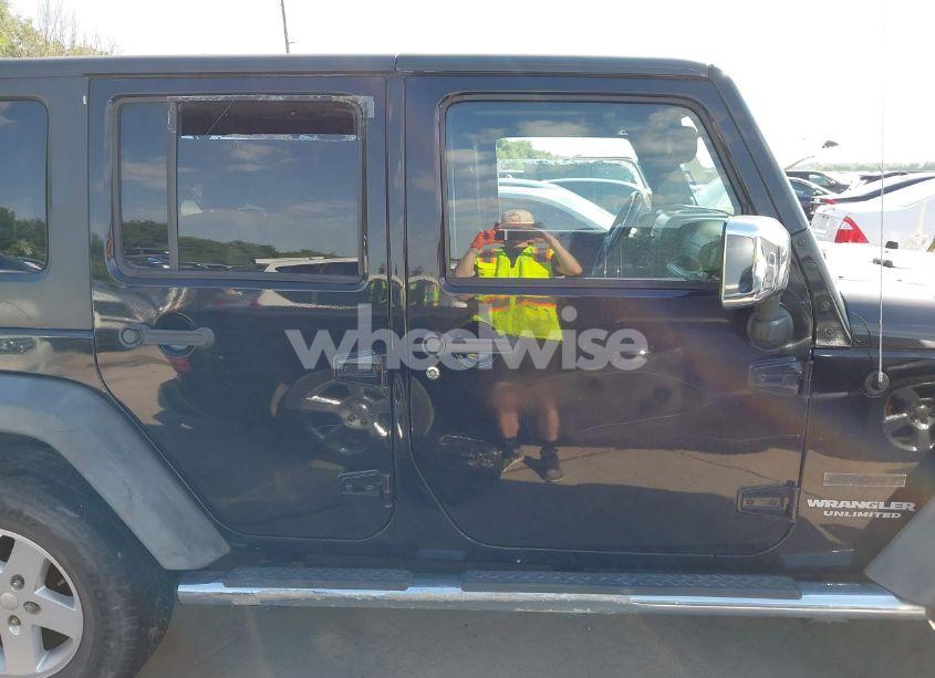 Photo 13 of 2011 Jeep Wrangler UNLIMITED SPORT (VIN 1J4HA3H18BL504404)