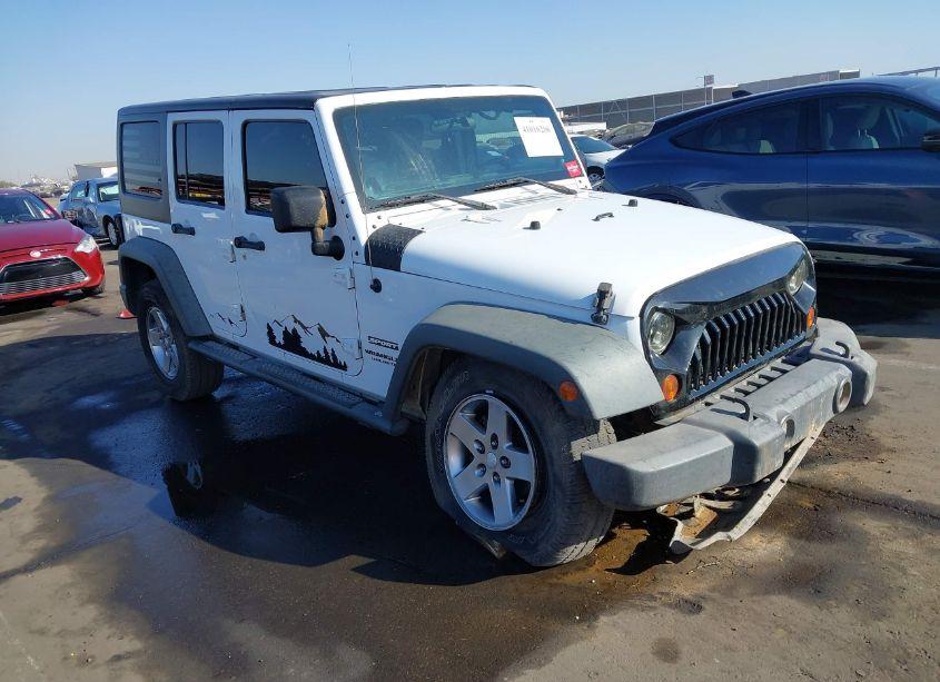 2011 Jeep Wrangler UNLIMITED SPORT (VIN 1J4HA3H18BL589891) main photo