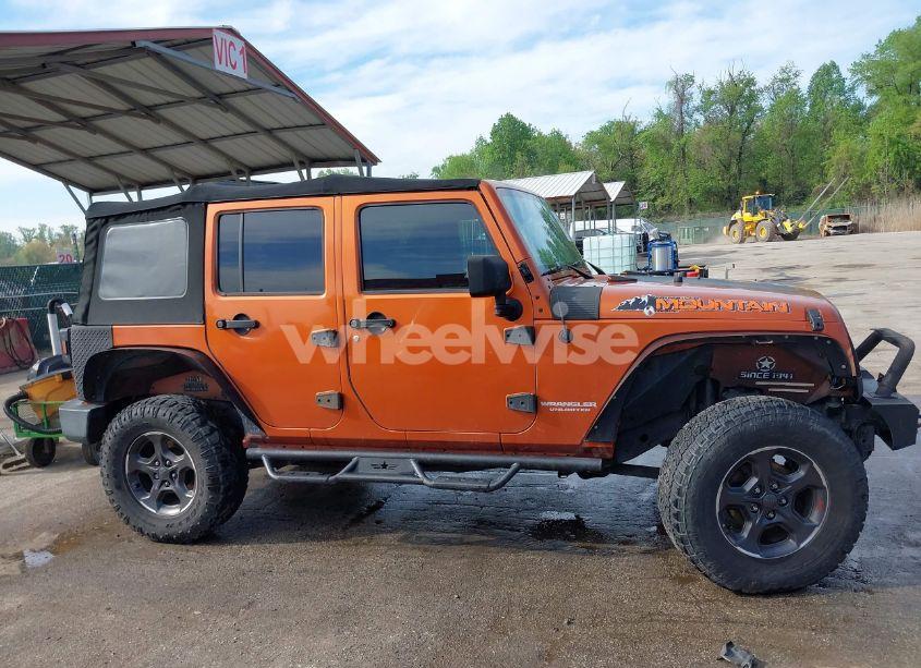 Photo 13 of 2010 Jeep Wrangler UNLIMITED SPORT (VIN 1J4HA3H1XAL189667)