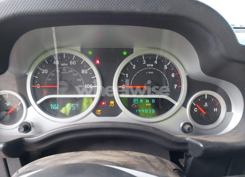 Photo 7 of 2010 Jeep Wrangler UNLIMITED SPORT (VIN 1J4HA3H1XAL189667)