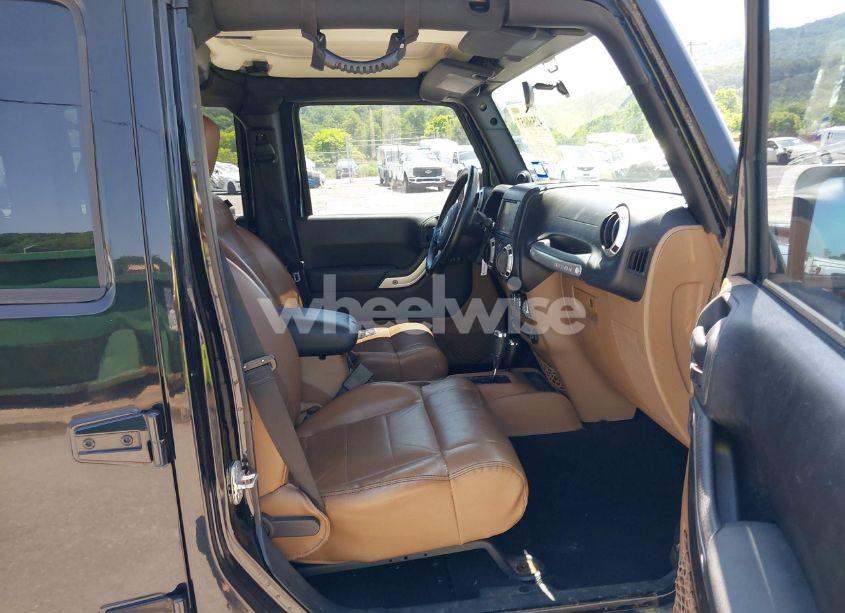 Photo 5 of 2011 Jeep Wrangler UNLIMITED SAHARA (VIN 1J4HA5H12BL619544)