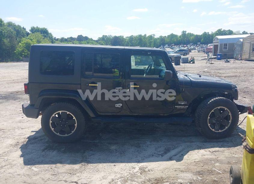 Photo 14 of 2010 Jeep Wrangler UNLIMITED SAHARA (VIN 1J4HA5H16AL145869)